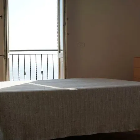 Bilocale A Vista Mare *